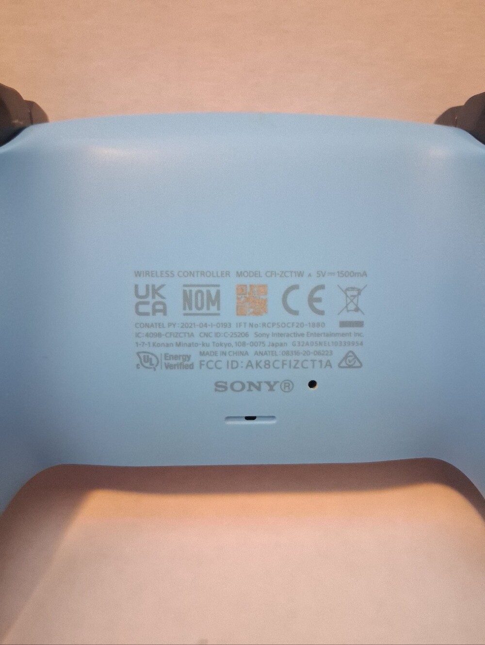 PS5 DualSense Wireless Controller - Picture 3 of 3